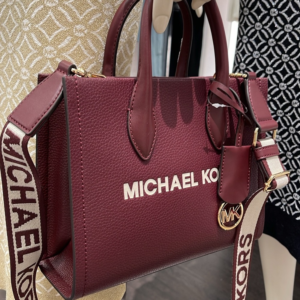 Michael Kors Mirella Small Pebbled Leather Crossbody Bag
Oxblood 
NWT - Picture 16 of 16